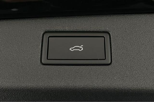 Volkswagen Tiguan (Life Edition) 1.5 eTSI 110kW (150 PS) 7-Gang DSG 
