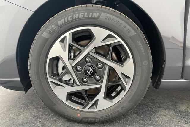 Hyundai i30 (GO!) 1.0 T-GDi 74kW (100 PS) 7-Gang DCT 