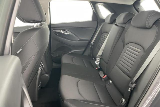 Hyundai i30 (GO!) 1.0 T-GDi 74kW (100 PS) 7-Gang DCT 