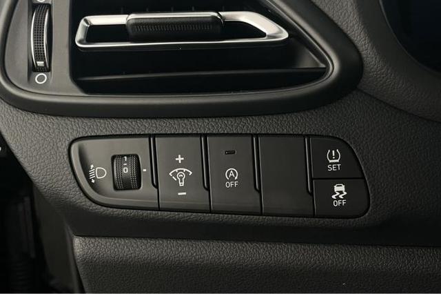 Hyundai i30 (GO! Plus) 1.0 T-GDI 74kW (100 PS) 7-Gang DCT 