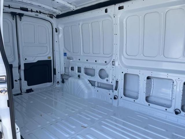 Ford Transit Kasten 350 L3H2 2.0 TDCI 96 kW (131 PS) 6-Gang Schaltgetriebe 