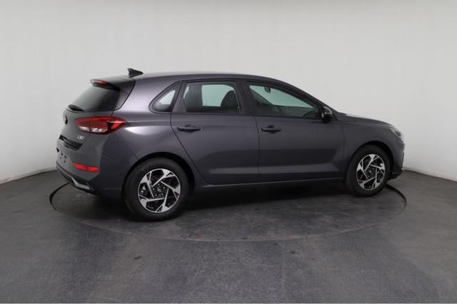 Hyundai i30 GO! (GO!) 1.0 T-GDi 74kW (100 PS) 6-Gang Schaltgetriebe 