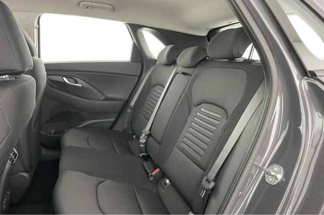 Hyundai i30 GO! (GO!) 1.0 T-GDi 74kW (100 PS) 6-Gang Schaltgetriebe 
