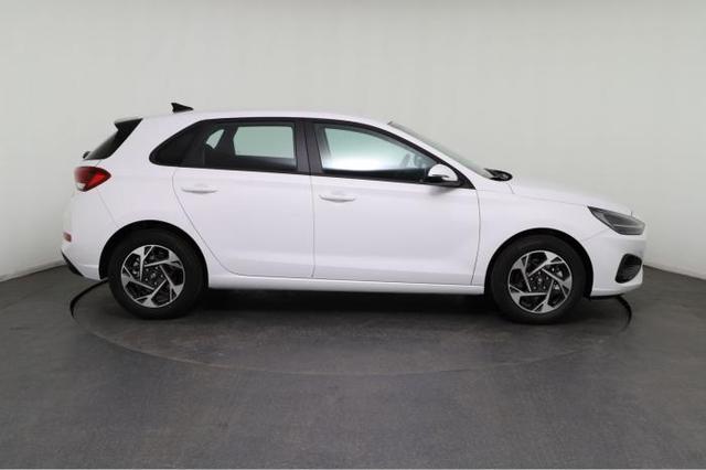 Hyundai i30 GO! (GO!) 1.0 T-GDi 74kW (100 PS) 7-Gang DCT 