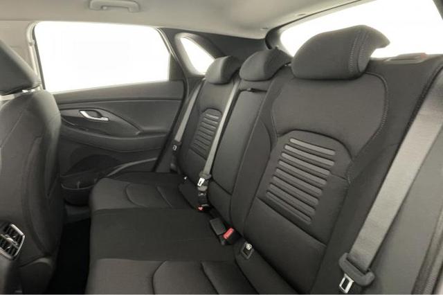 Hyundai i30 GO! (GO!) 1.0 T-GDi 74kW (100 PS) 7-Gang DCT 