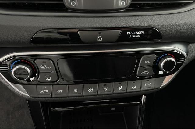 Hyundai i30 Kombi N-Line (N-Line) 1.5 T-GDI 103kW (140 PS) 7-Gang-DCT 