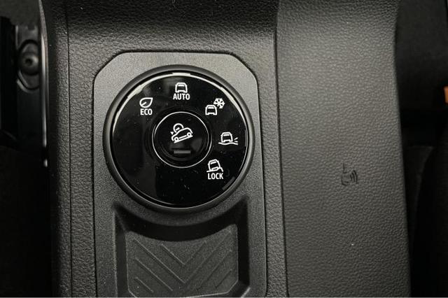 Dacia Duster Extreme 4x4 (Extreme 4x4) 1.2 TCE 96kW (130 PS) 6-Gang-Schaltgetriebe 