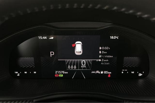 Skoda Kamiq 1.0 TSI Monte Carlo *PANO*LED*SHZ*PDC*Kamera* 