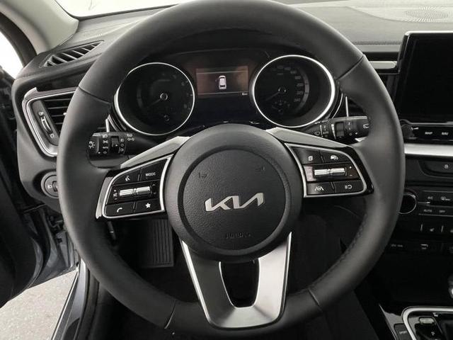 Kia Ceed Sportswagon Gold Plus SW (Gold Plus) 1.5 T-GDi 103 kW (140 PS) 7-Gang DCT 