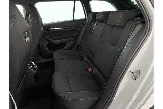Skoda Octavia Combi Style (Style) 1.4 eTSI 150kW (204 PS) iV 