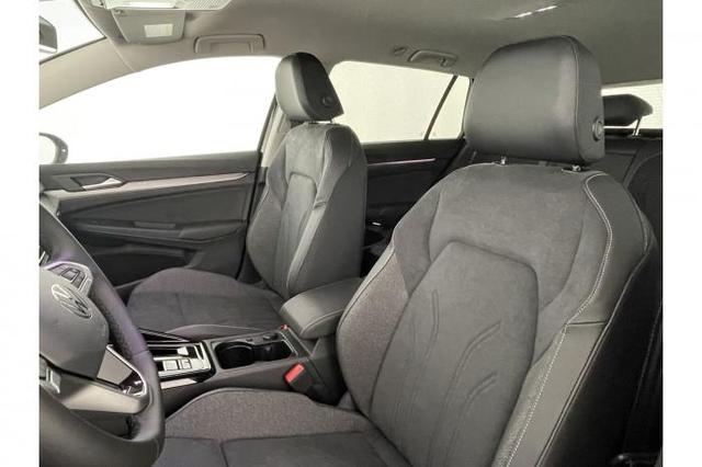 Volkswagen Golf Variant Style (Style) 1.5 eTSI 110kW (150 PS) 7-Gang DSG 