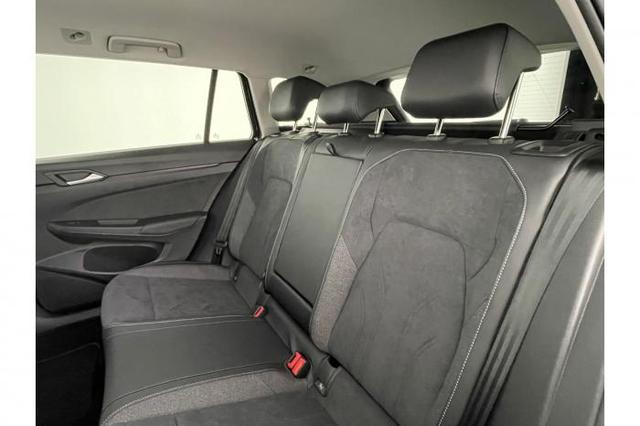 Volkswagen Golf Variant Style (Style) 1.5 eTSI 110kW (150 PS) 7-Gang DSG 