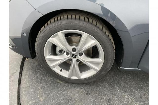 Seat Leon Sportstourer FR Plus (FR Plus) 1.5 eTSI 110kW (150 PS) 7-Gang DSG 