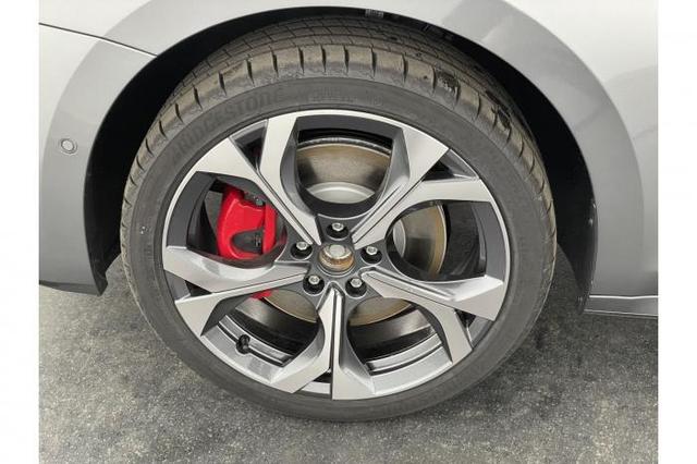 Skoda Octavia Combi RS (RS) 2.0 TSI 195kW (265 PS) 7-Gang-DSG 