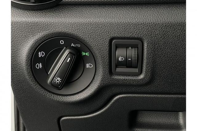 Skoda Fabia Drive (Drive) 1.0 TSI 85kW (115 PS) 6-Gang-Schaltgetriebe 