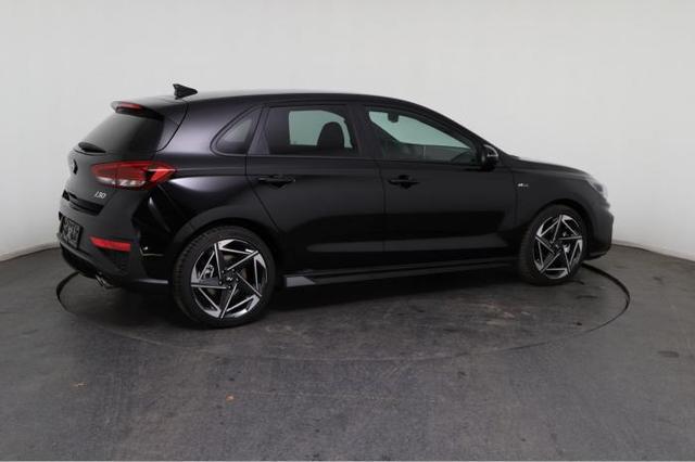 Hyundai i30 N-Line HB (N-Line) 1.5 T-GDI 103kW (140 PS) 7-Gang-DCT 