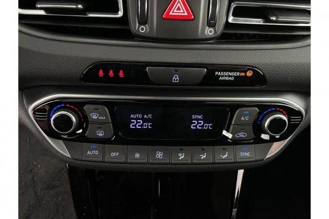 Hyundai i30 N-Line HB (N-Line) 1.5 T-GDI 103kW (140 PS) 7-Gang-DCT 