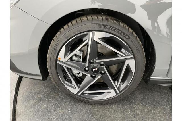 Hyundai i30 Kombi N-Line (N-Line) 1,5 T-GDi 103 kW (140 PS) 7-Gang-DCT 