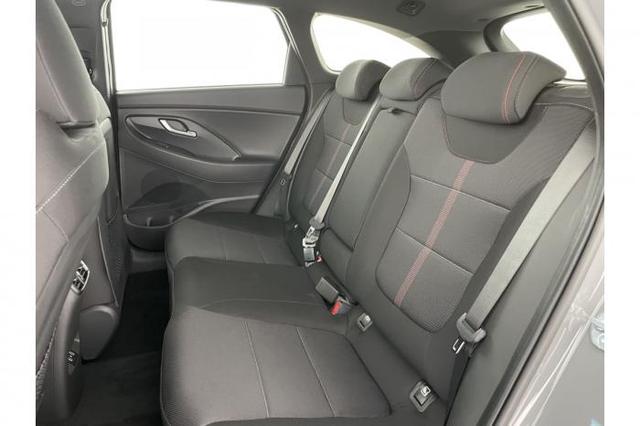 Hyundai i30 Kombi N-Line (N-Line) 1,5 T-GDi 103 kW (140 PS) 7-Gang-DCT 