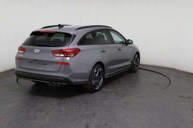 Hyundai i30 Kombi N-Line (N-Line) 1,5 T-GDi 103 kW (140 PS) 7-Gang-DCT 