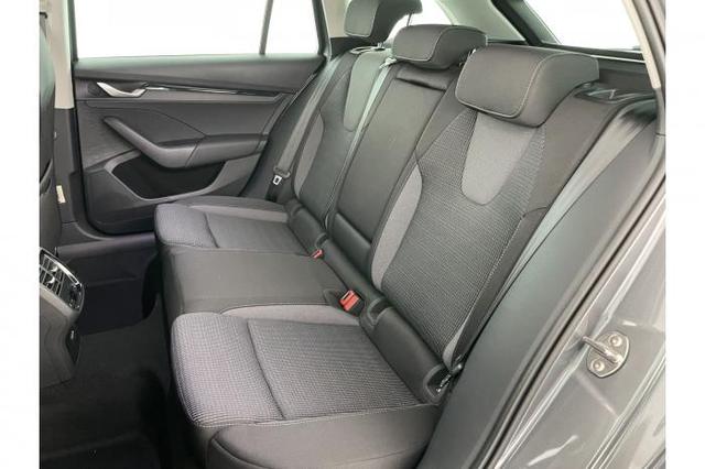 Skoda Octavia Combi Selection (Selection) 2.0 TDI 110kW (150 PS) 7-Gang-DSG 