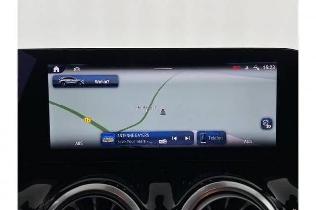 Mercedes-Benz GLA AMG Line GLA-Klasse (AMG Line) 220 d 4MATIC *PANO*AHK*NAVI*LED*SHZ*PDC* 