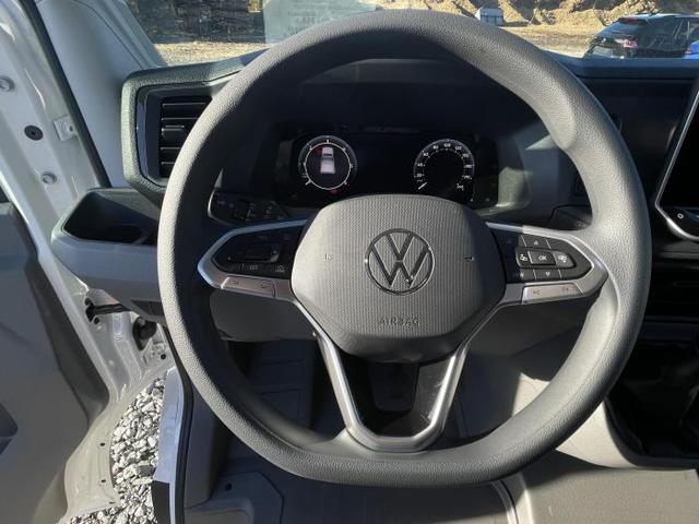 Volkswagen Crafter Pritschenwagen Pritsche 35 DOKA L4 FWD (Pritsche FWD) 2.0 TDI 103kW (140 PS) 6-Gang-Schaltgetriebe 