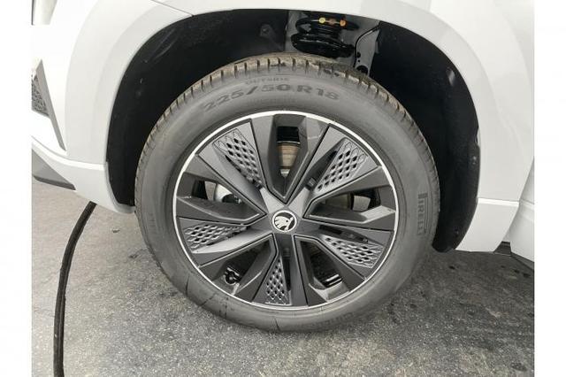 Skoda Karoq Sportline (Sportline) 2.0 TSI 140kW (190 PS) 4x4 7-Gang DSG 