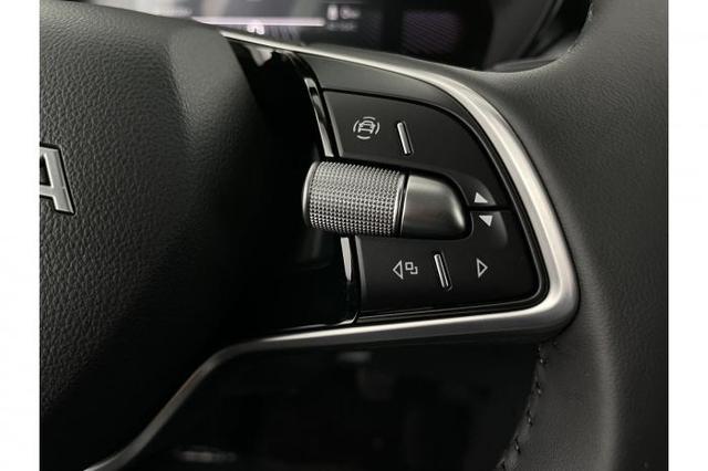 Skoda Fabia Limited Edition Plus (Limited Plus) 1.0 TSI 70kW (95 PS) 5-Gang-Schaltgetriebe 