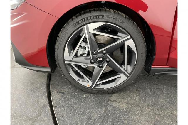 Hyundai i30 Kombi N-Line (N-Line) 1.5 T-GDi 103 kW (140 PS) 7-Gang-DCT 