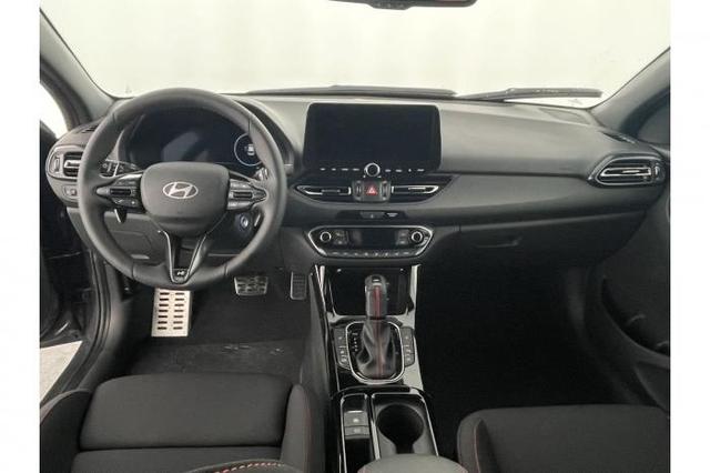 Hyundai i30 Kombi N-Line (N-Line) 1,5 T-GDi 103 kW (140 PS) 7-Gang-DCT 