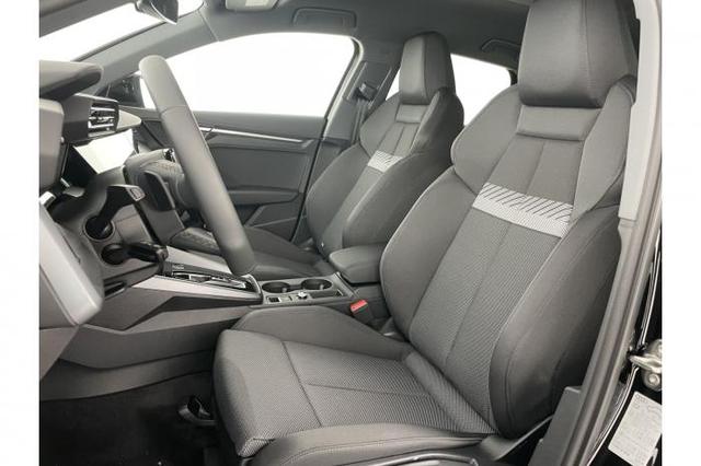 Audi A3 Sportback S-Line (S-Line) 35 TFSI 110kW (150 PS) 7-Gang S-tronic 