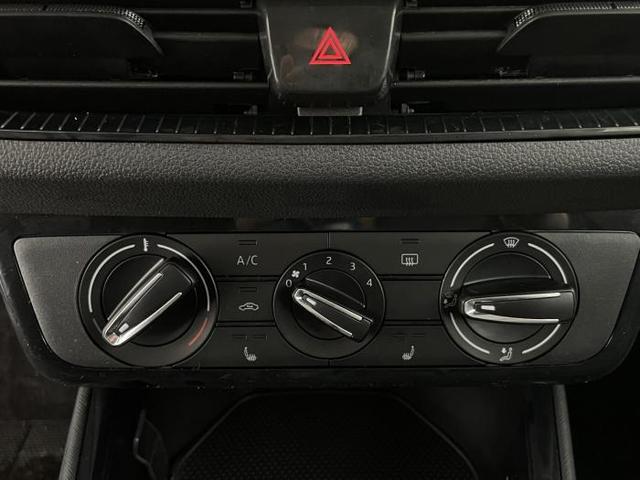 Skoda Fabia Essence (Essence) 1.0 TSI 70kW (95 PS) 5-Gang Schaltgetriebe 