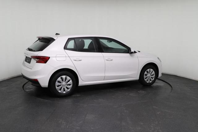 Skoda Fabia Essence (Essence) 1.0 TSI 70kW (95 PS) 5-Gang Schaltgetriebe 