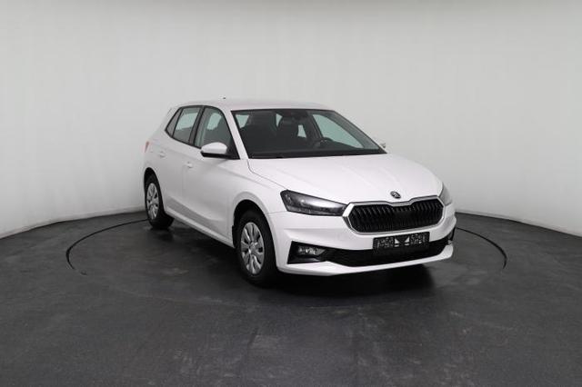 Skoda Fabia Essence (Essence) 1.0 TSI 70kW (95 PS) 5-Gang Schaltgetriebe 