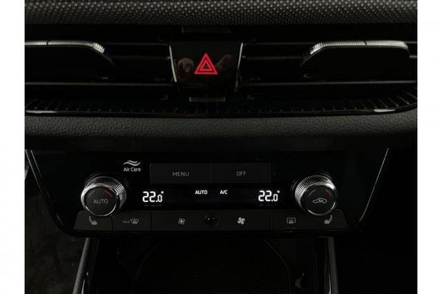 Skoda Fabia Limited Edition Plus (Limited Plus) 1.0 TSI 70kW (95 PS) 5-Gang-Schaltgetriebe 