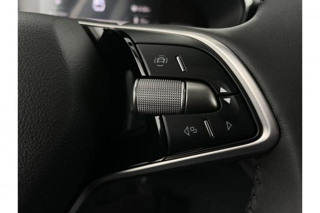 Skoda Fabia Limited Edition Plus (Limited Plus) 1.0 TSI 70kW (95 PS) 5-Gang-Schaltgetriebe 