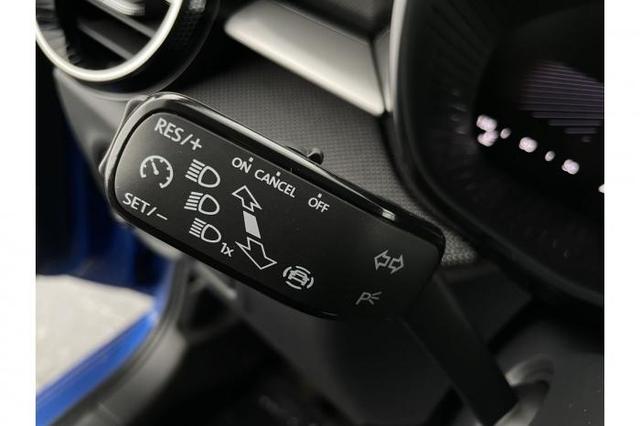 Skoda Fabia Limited Edition (Limited Edition) 1.0 TSI 70 KW (95 PS) 5-Gang Schaltgetriebe 