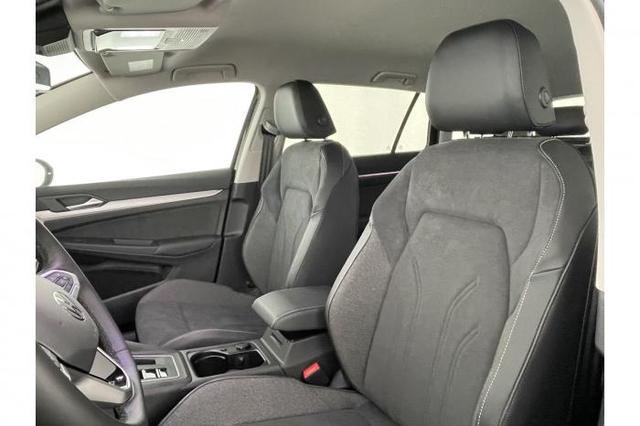 Volkswagen Golf Variant Life Edition (Life Edition) 1.5 eTSI OPF 110kW (150 PS) 7-Gang- DSG 