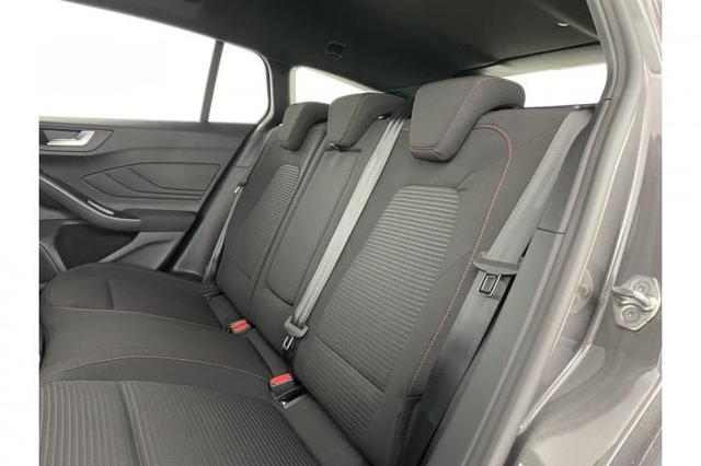 Ford Focus Turnier ST-Line X (ST-Line X) 1.0 EcoBoost Hybrid 114kW (155 PS) 7-Gang-Automatikgetriebe 