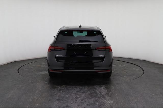 Skoda Octavia Combi Selection (Selection) 1.5 TSI 110kW (150 PS) 7-Gang-DSG 