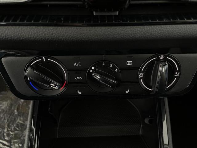 Skoda Fabia Limited Edition (Limited Edition) 1.0 TSI 70 KW (95 PS) 5-Gang Schaltgetriebe 