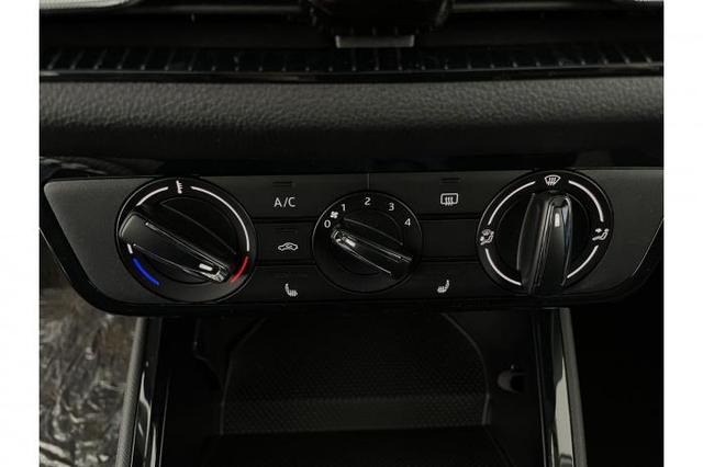 Skoda Fabia Limited Edition (Limited Edition) 1.0 TSI 70 KW (95 PS) 5-Gang Schaltgetriebe 