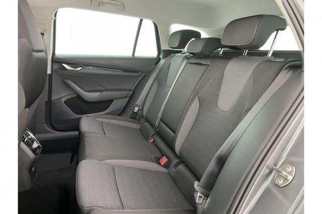 Skoda Octavia Combi Selection (Selection) 1.5 TSI 110kW (150 PS) 7-Gang-DSG 