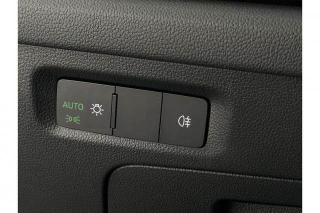 Skoda Octavia Combi Selection (Selection) 1.5 TSI 110kW (150 PS) 7-Gang-DSG 