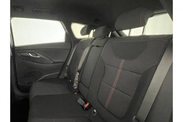 Hyundai i30 Kombi N-Line (N-Line) 1,5 T-GDi 103 kW (140 PS) 7-Gang-DCT 