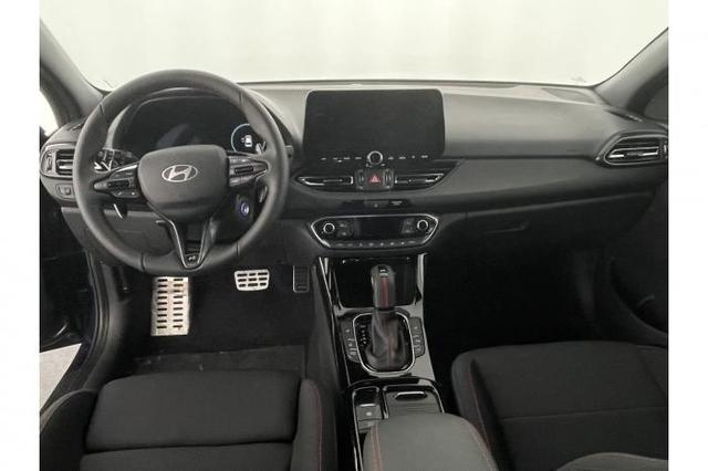 Hyundai i30 Kombi N-Line (N-Line) 1,5 T-GDi 103 kW (140 PS) 7-Gang-DCT 