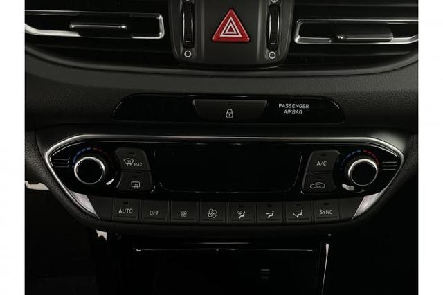 Hyundai i30 Kombi N-Line (N-Line) 1,5 T-GDi 103 kW (140 PS) 7-Gang-DCT 