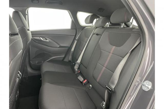 Hyundai i30 Kombi N-Line (N-Line) 1,5 T-GDi 103 kW (140 PS) 7-Gang-DCT 