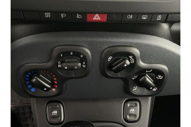 Fiat Panda Pandina (Pandina) 1.0 hybrid 51kW (70 PS) 6-Gang Schaltgetriebe 